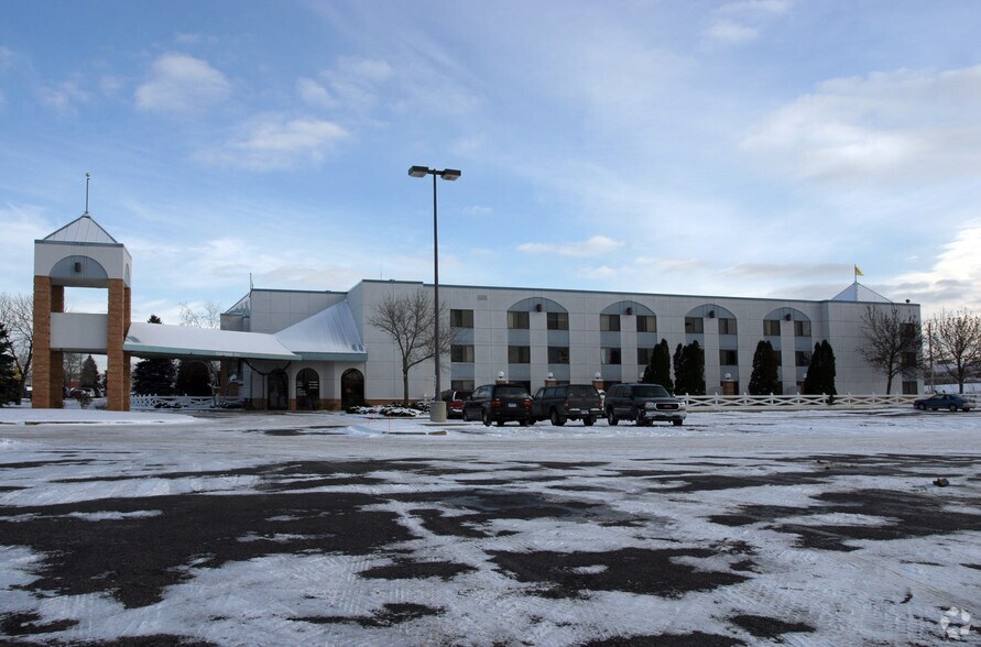 1244 Canterbury Rd, Shakopee, MN à louer - Photo du bâtiment - Image 2 de 47