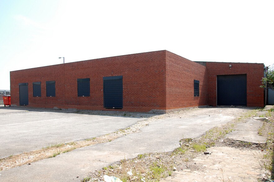 2 Livingstone St, Birkenhead à louer - Photo du bâtiment - Image 3 de 4