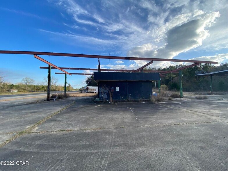 5509 HWY 231, Campbellton, FL à vendre - Photo du bâtiment - Image 2 de 8