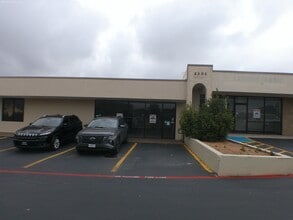 2301 E Central Texas Expressway, Killeen, TX for lease Building Photo- Image 1 of 12
