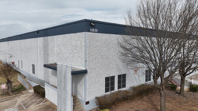 Plus de détails pour 11839 Shiloh Rd, Dallas, TX - Industriel à louer