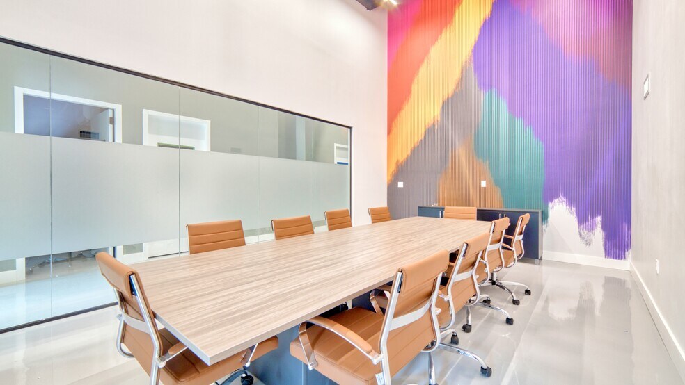 15 Atlantic Ave, Lynbrook, NY à louer - Photo intérieure - Image 3 de 8