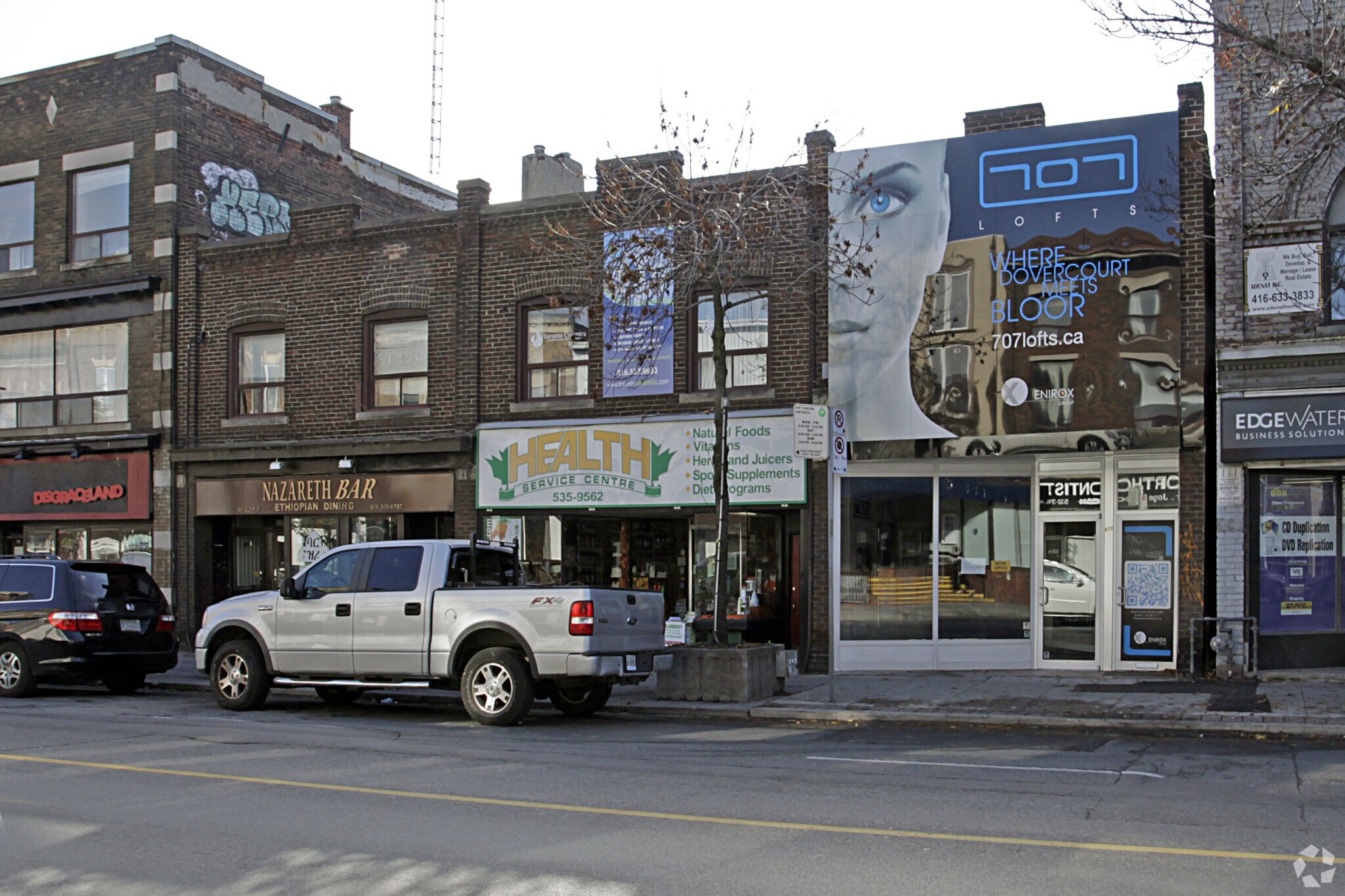 971 Bloor St W, Toronto, ON à vendre Photo principale- Image 1 de 1