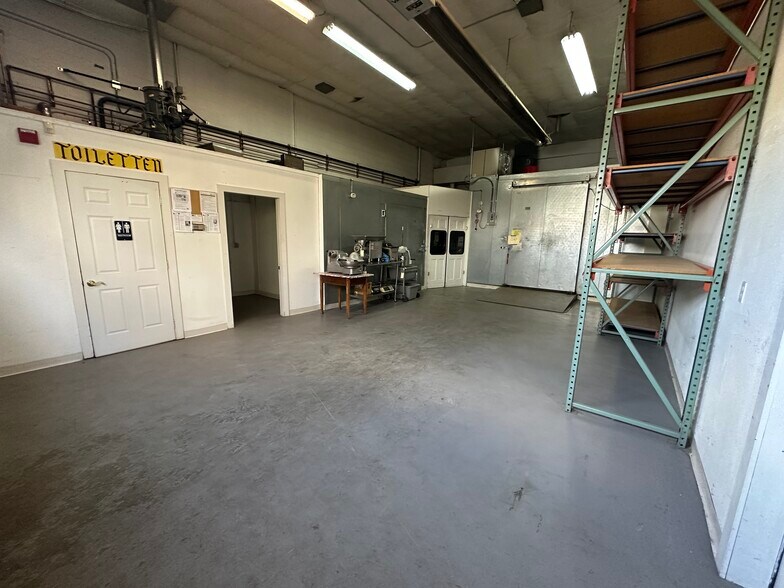 1608 N Argyle St, Portland, OR à vendre - Photo du bâtiment - Image 3 de 6