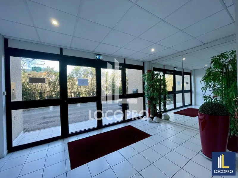 Marseille, BDR 13008 -  -  - Photo intérieure - Image 1 of 8