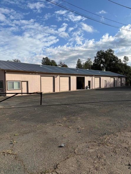 22020 Old 44 Dr, Palo Cedro, CA for lease - Building Photo - Image 2 of 5