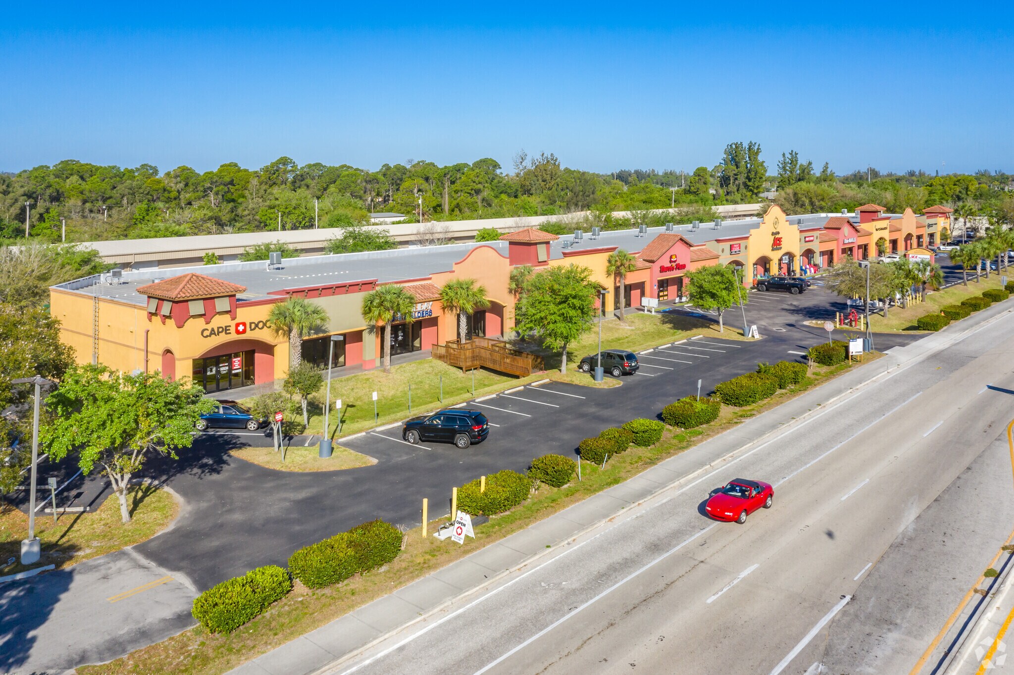 290 NW Nicholas Pky, Cape Coral, FL for lease Primary Photo- Image 1 of 10