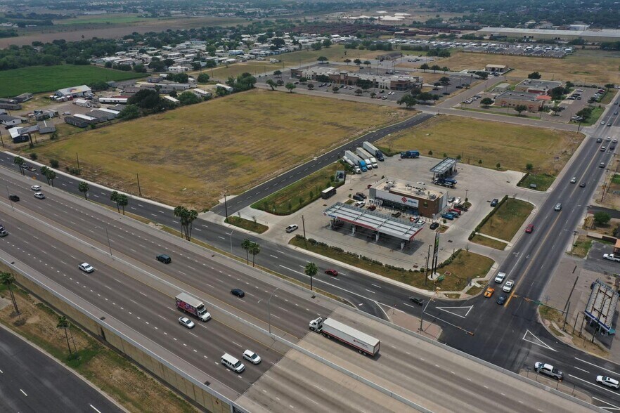 000 US Expressway 83, Alamo, TX à vendre - Aérien - Image 3 de 8