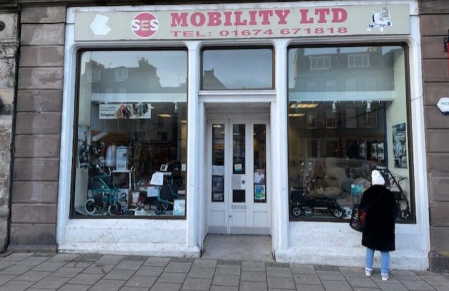 116 High St, Montrose à louer - Photo du bâtiment - Image 1 de 1