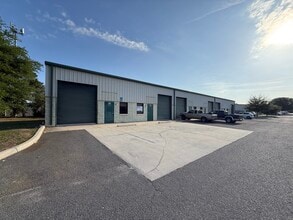 2501 SW 57th Ave, Ocala, FL à louer Photo du bâtiment- Image 1 de 5