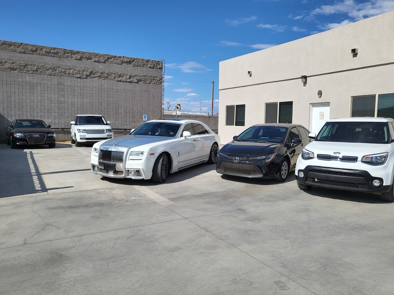 22039 N 24th Ave, Phoenix, AZ for lease Building Photo- Image 1 of 16