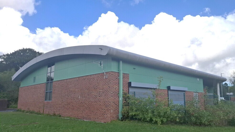 Ystradgynlais, Ystradgynlais à louer - Photo du bâtiment - Image 1 de 5