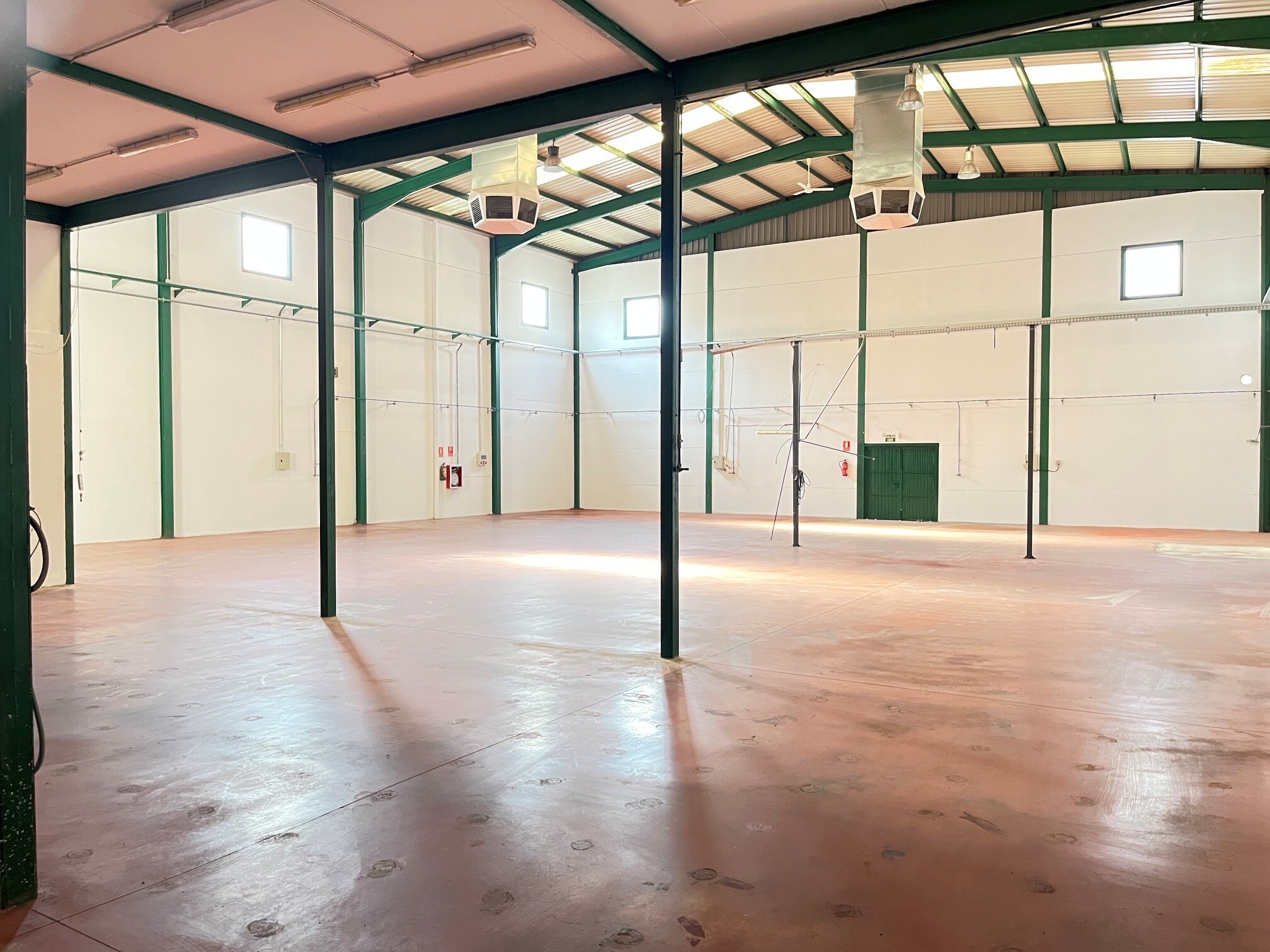 Industrial in Móstoles, Madrid for lease Interior Photo- Image 1 of 14
