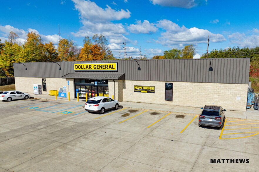 2417 John Williams Blvd, Bedford, IN à vendre - Photo du bâtiment - Image 2 de 3