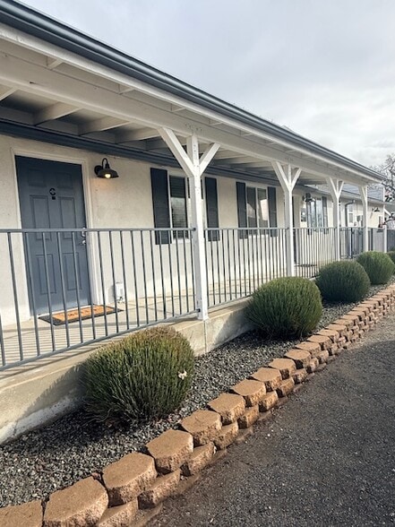 792 S Main St, Templeton, CA for lease - Building Photo - Image 2 of 8