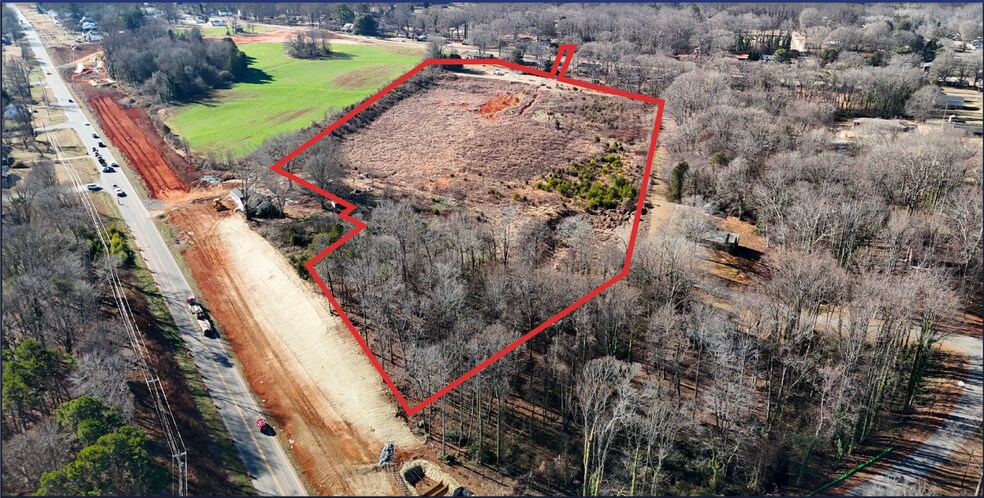Old Belews Creek Rd, Winston-Salem, NC à vendre - Photo du bâtiment - Image 2 de 4