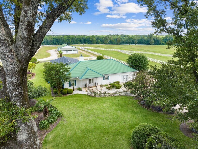 5676 State Highway 2 W, Defuniak Springs, FL à vendre - Photo du bâtiment - Image 2 de 32