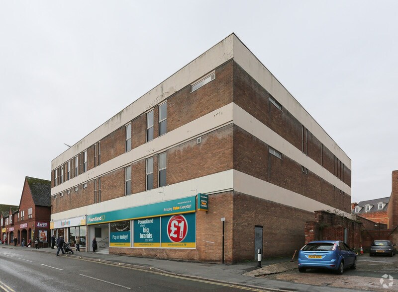 8-10 Cross St, Oswestry à louer - Photo du bâtiment - Image 2 de 4