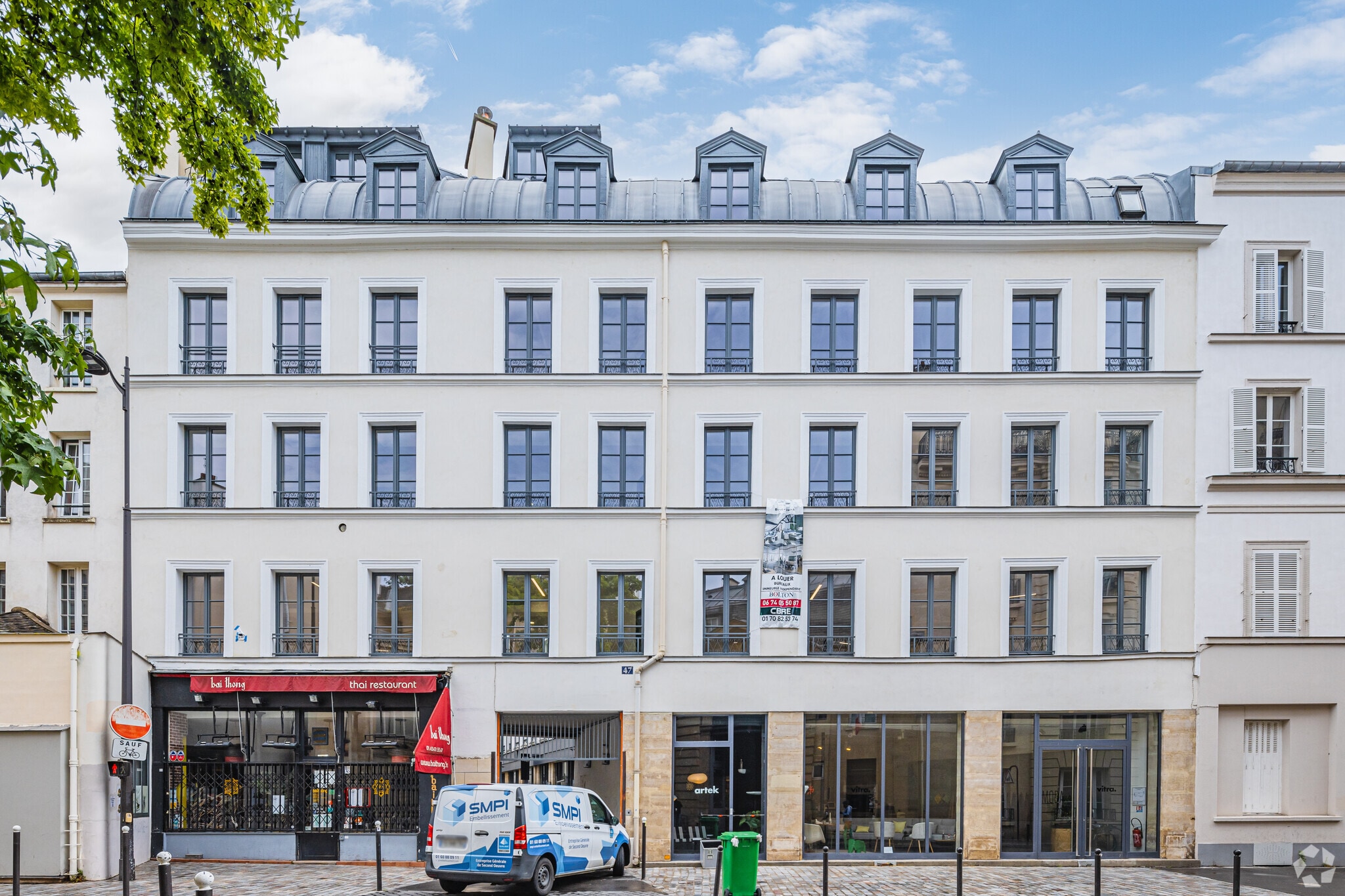 4 Passage De La Boule Blanche, Paris for lease Primary Photo- Image 1 of 8