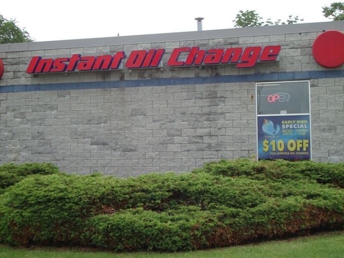 5912 S Packard Ave, Cudahy, WI for sale - Building Photo - Image 3 of 6