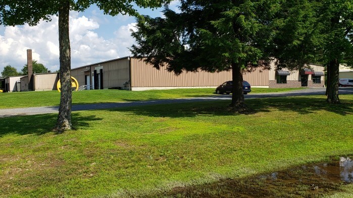 657 Industrial Park Rd, Ebensburg, PA à vendre - Photo principale - Image 1 de 1