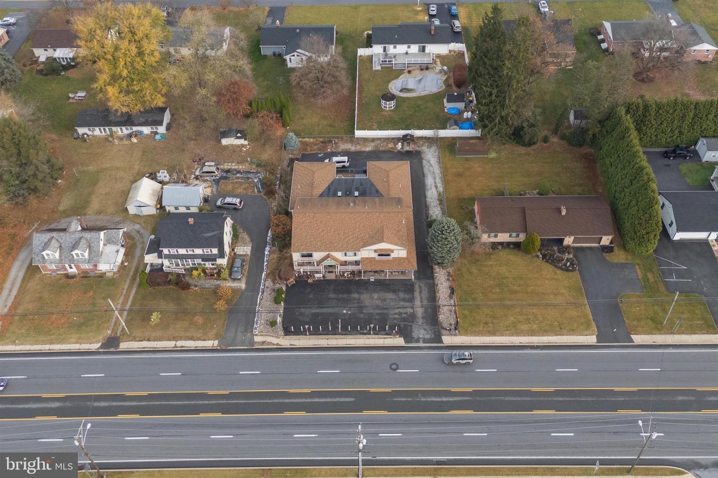 2453 Lincoln Hwy E, Lancaster, PA à vendre Photo du bâtiment- Image 1 de 29