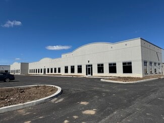 Plus de détails pour 275 Mile Crossing Blvd, Rochester, NY - Local d'activités à louer