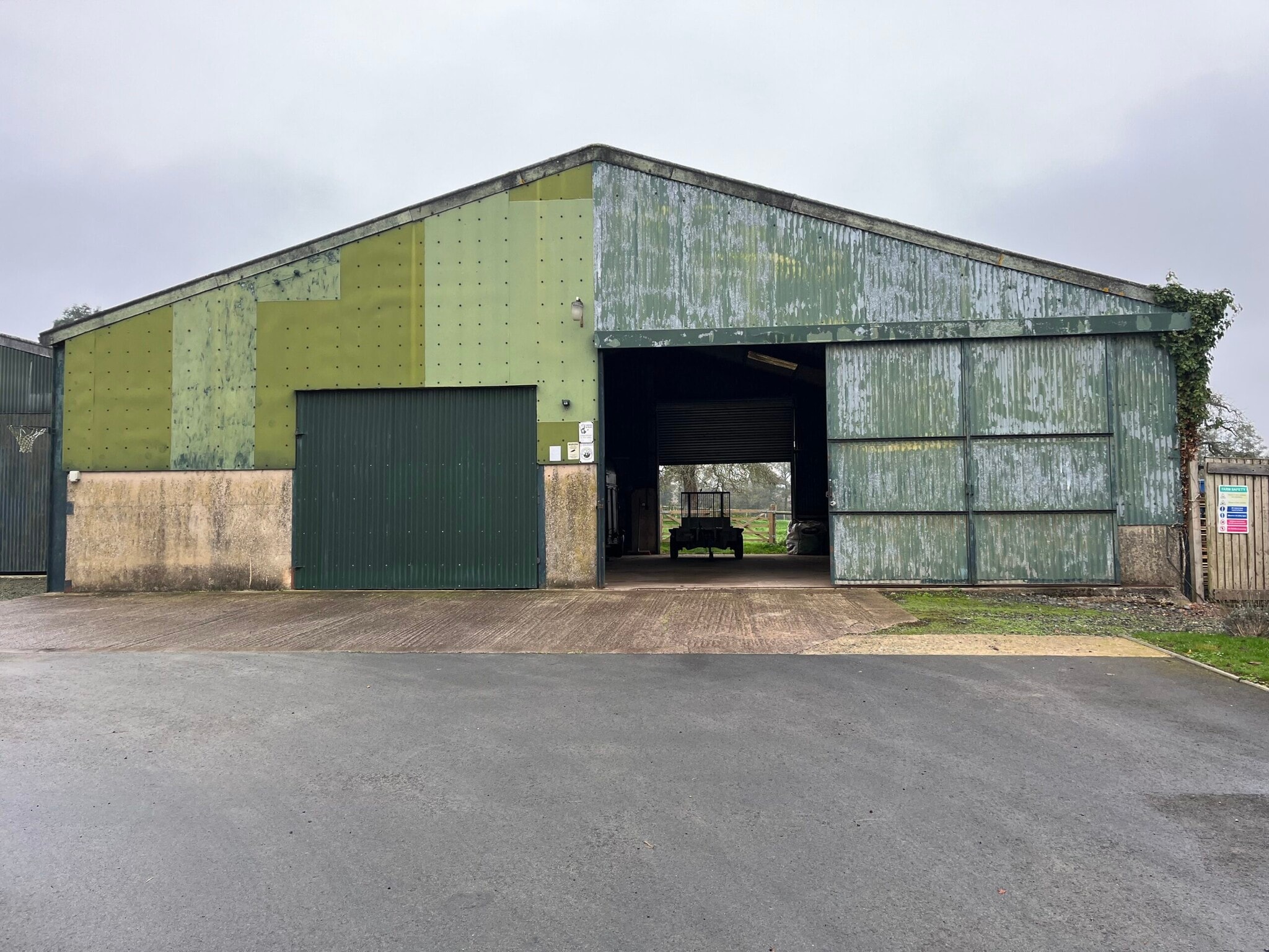 Ockeridge Lane, Holt Heath for lease Primary Photo- Image 1 of 5