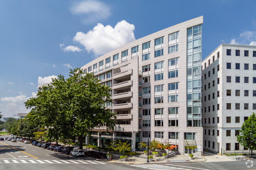 101 Constitution Ave NW, Washington, DC for lease - Building Photo - Image 3 of 8