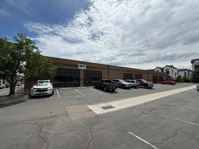 Plus de détails pour 12200 W 52nd Ave, Wheat Ridge, CO - Industriel à louer