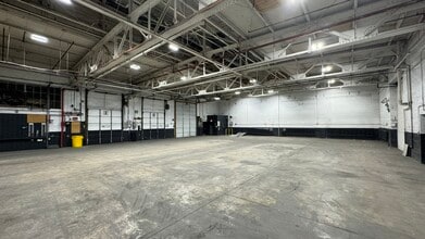 3650 E 93rd St, Cleveland, OH à louer Photo du bâtiment- Image 1 de 9