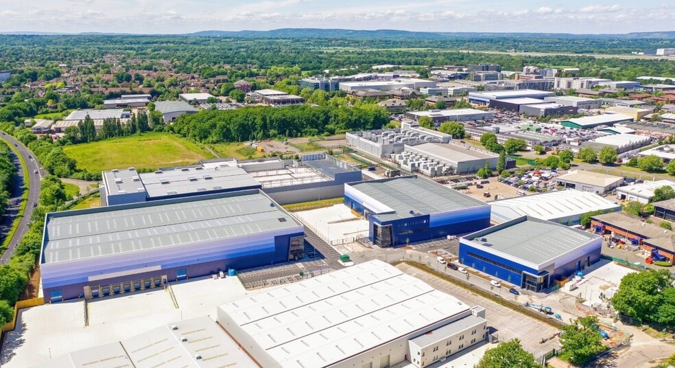 Napier Way, Crawley for lease - Building Photo - Image 2 of 5