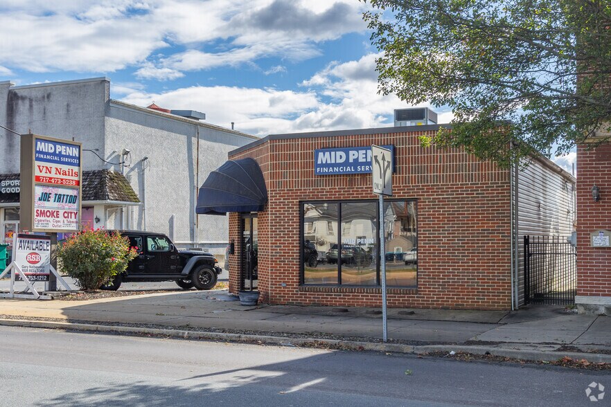 28-36 W Main St, Palmyra, PA à louer - Photo du bâtiment - Image 2 de 4