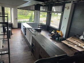 3868 E Washington Ave, Madison, WI for lease Interior Photo- Image 1 of 5