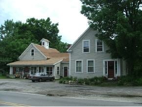 571 Route 31 Tpke, Hillsborough, NH for sale - Primary Photo - Image 1 of 1