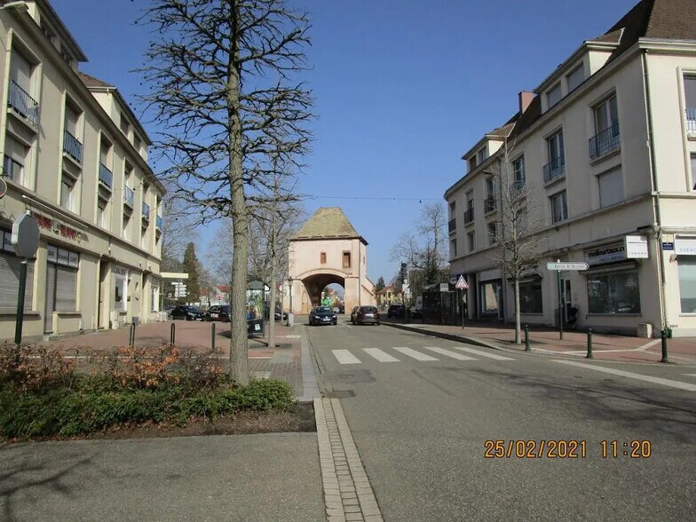 Retail in Haguenau for sale - Aerial - Image 2 of 10