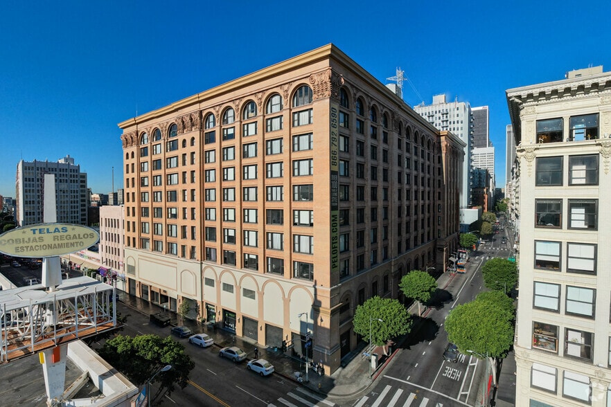610 S Main St, Los Angeles, CA à louer - Photo du bâtiment - Image 1 de 8