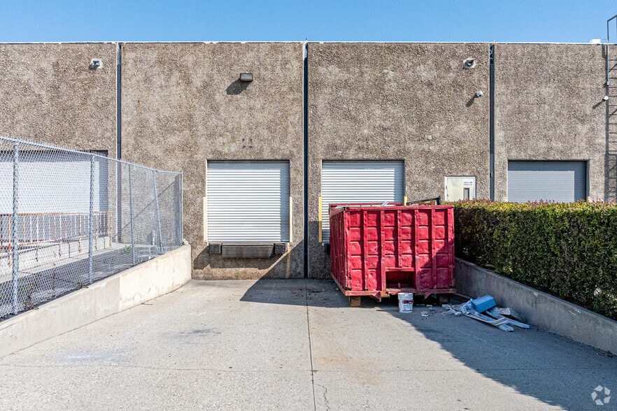 7101 Telegraph Rd, Montebello, CA for lease - Building Photo - Image 2 of 10