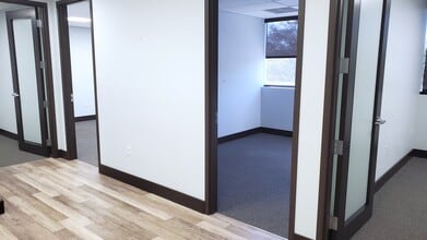 7777 Glades Rd, Boca Raton, FL à louer Photo intérieure- Image 2 de 3