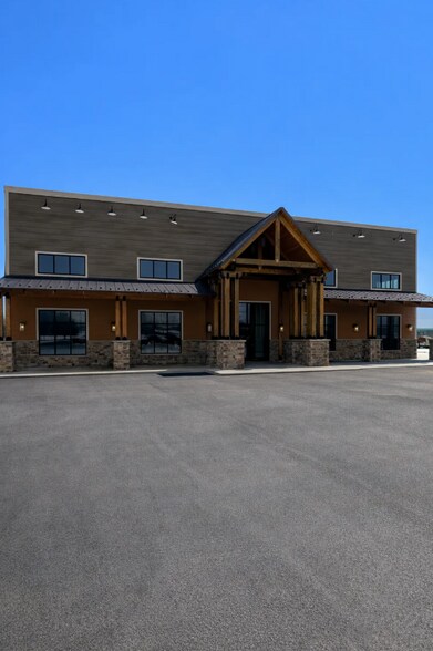1229 S Halleck St, Demotte, IN à vendre - Photo du bâtiment - Image 2 de 8