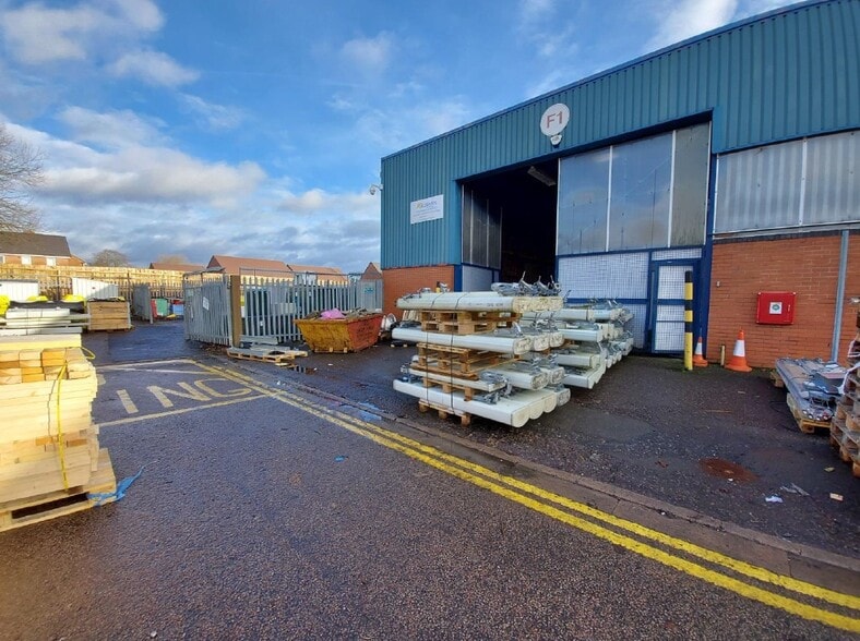 Old Church Rd, Coventry for lease - Primary Photo - Image 1 of 1