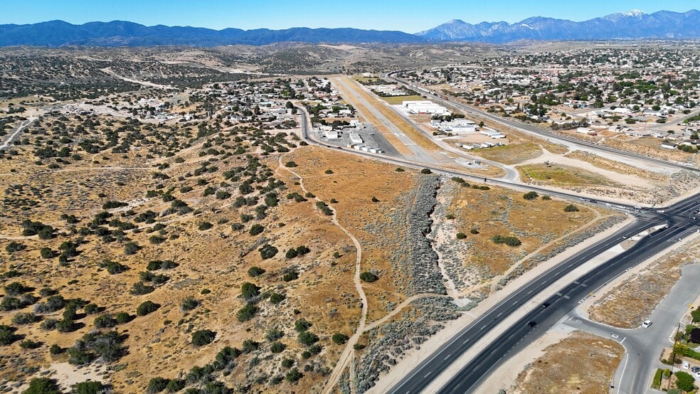 Ranchero Rd, Hesperia, CA for sale - Building Photo - Image 3 of 8