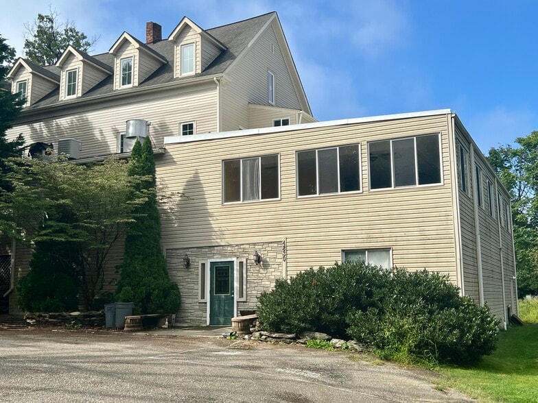 4830 Schley Ave, Braddock Heights, MD for lease - Building Photo - Image 3 of 9