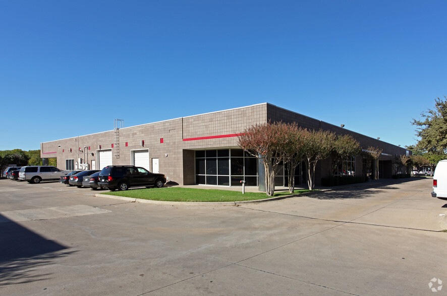 10015 W Technology Blvd, Dallas, TX for sale - Primary Photo - Image 1 of 8