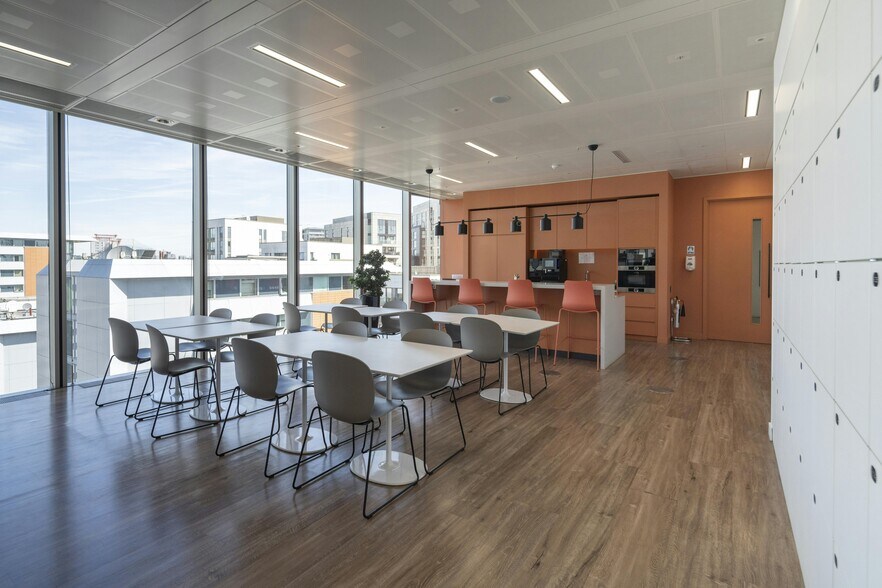 37 North Wharf Rd, Londres à louer - Photo du bâtiment - Image 2 de 28