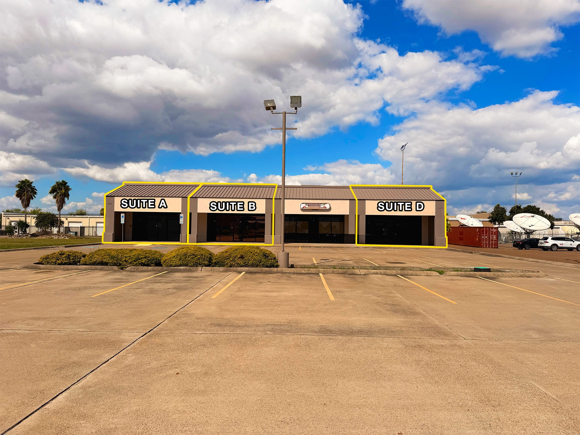 1401 E Hackberry St, McAllen, TX for lease Building Photo- Image 1 of 8