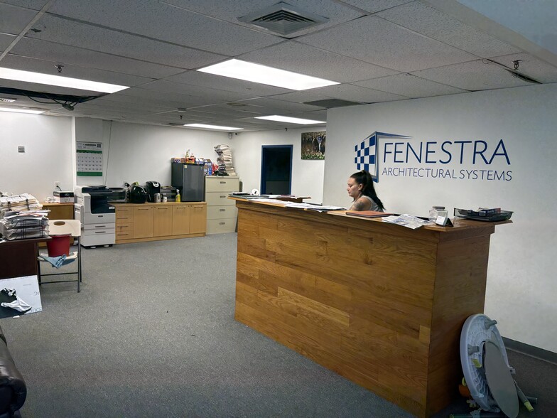 58-61 52nd Ave, Woodside, NY for lease - Interior Photo - Image 1 of 2