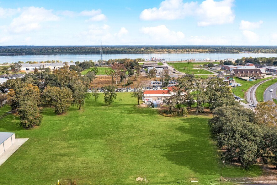 101 E 3rd Street, Belle Chasse, LA à vendre - Aérien - Image 3 de 13