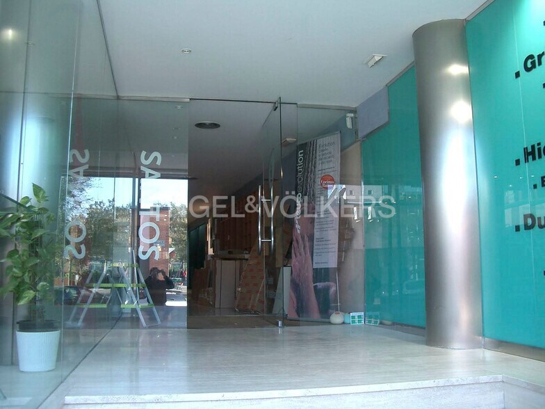 Immeuble residentiel dans Viladecans, Barcelona à vendre - Photo du bâtiment - Image 2 de 4