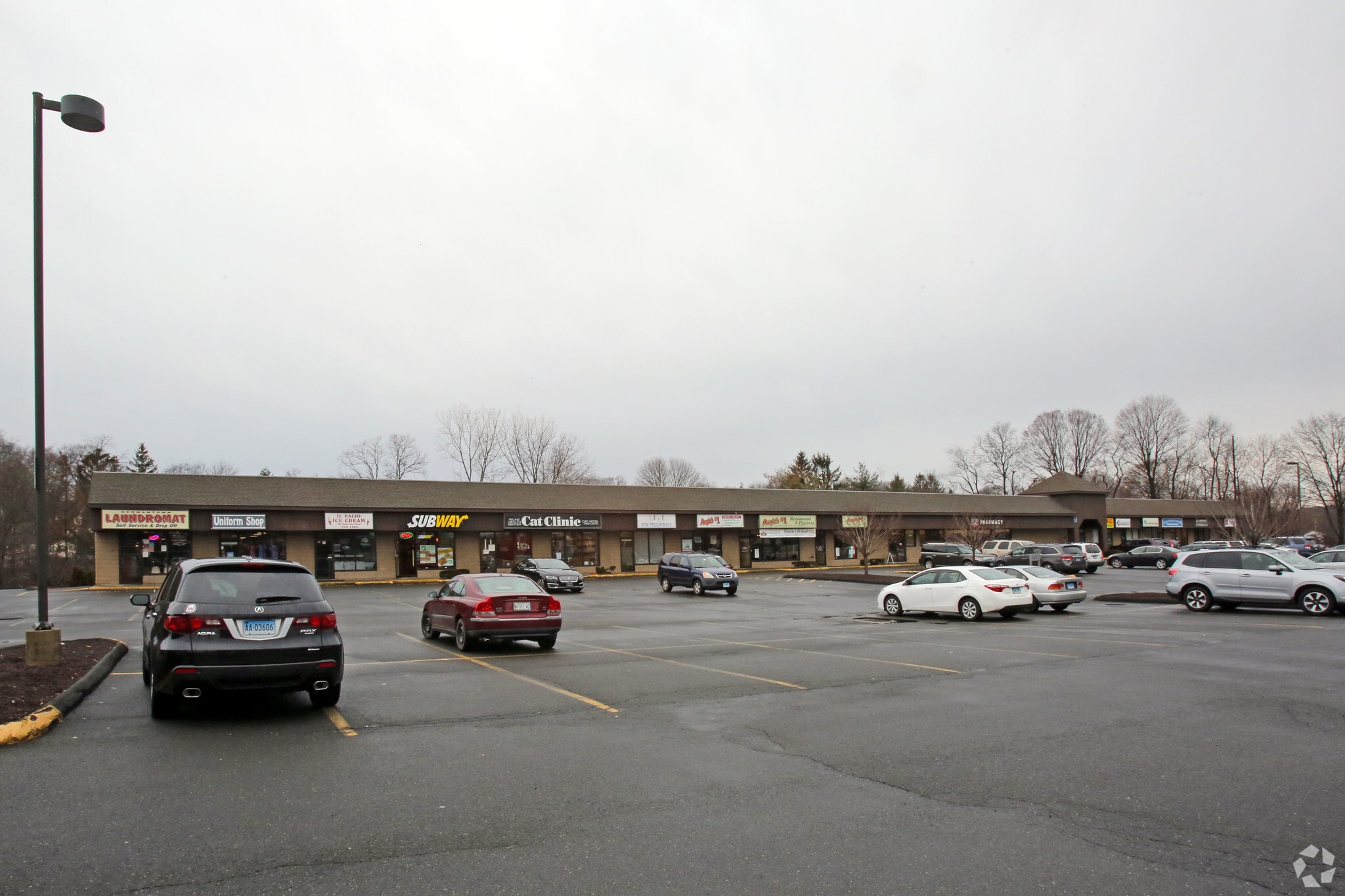 30 Germantown Rd, Danbury, CT à louer Photo principale- Image 1 de 8